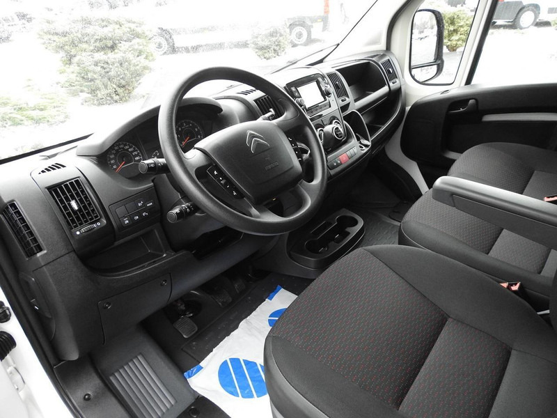 Citroën JUMPER KONTENER WINDA 8 PALET TEMPOMAT NAWIGACJA KLIMATYZACJA 1 - Camião furgão: foto 2 Citroën JUMPER KONTENER WINDA 8 PALET TEMPOMAT NAWIGACJA KLIMATYZACJA 1 - Camião furgão: foto 2