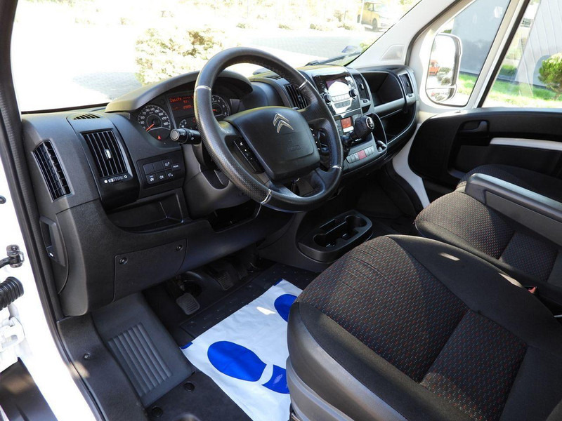 Citroën JUMPER SKRZYNIA PODWÓJNA KABINA DOKA 7 MIEJSC PNEUMATYKA KLIMATY - Carrinha de caixa aberta, Carrinha cabine dupla: foto 2 Citroën JUMPER SKRZYNIA PODWÓJNA KABINA DOKA 7 MIEJSC PNEUMATYKA KLIMATY - Carrinha de caixa aberta, Carrinha cabine dupla: foto 2