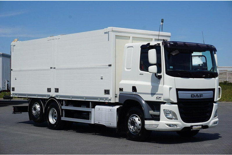 DAF CF / 400 / ACC / EURO 6 / PRZEWOZU NAPOJÓW / OŚ SKRĘTNA - Camião frigorífico: foto 1 DAF CF / 400 / ACC / EURO 6 / PRZEWOZU NAPOJÓW / OŚ SKRĘTNA - Camião frigorífico: foto 1