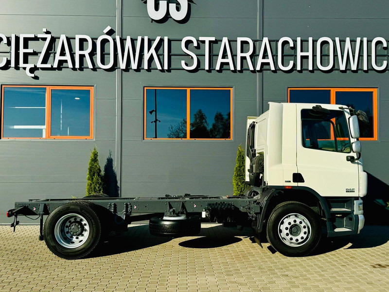 DAF DAF DAF CF 65.220 E5 // rama pod zabudowę !! // wywrotka kiper b - Camião chassi: foto 5 DAF DAF DAF CF 65.220 E5 // rama pod zabudowę !! // wywrotka kiper b - Camião chassi: foto 5