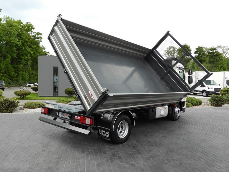 DAF LF 180 WYWROTKA TRÓJSTRONNA TEMPOMAT LEDY AUTOMAT BLIŹNIACZE KO - Camião basculante: foto 3 DAF LF 180 WYWROTKA TRÓJSTRONNA TEMPOMAT LEDY AUTOMAT BLIŹNIACZE KO - Camião basculante: foto 3