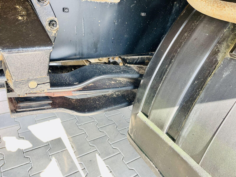 DAF LF CF 250 Right Handed - Camião de caixa aberta/ Plataforma, Camião grua: foto 5 DAF LF CF 250 Right Handed - Camião de caixa aberta/ Plataforma, Camião grua: foto 5