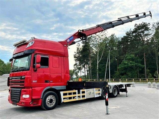 DAF XF 105 6x2 HMF 4020 EURO 5 KRAN CRANE - Camião de caixa aberta/ Plataforma, Camião grua: foto 1 DAF XF 105 6x2 HMF 4020 EURO 5 KRAN CRANE - Camião de caixa aberta/ Plataforma, Camião grua: foto 1