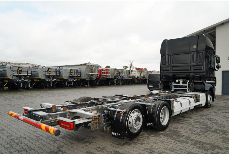DAF XF 480 / BDF / 6X2 / SSC / I-PARK COOL / OŚ PODNOSZONA / PO KONT - Camião de lona: foto 4 DAF XF 480 / BDF / 6X2 / SSC / I-PARK COOL / OŚ PODNOSZONA / PO KONT - Camião de lona: foto 4