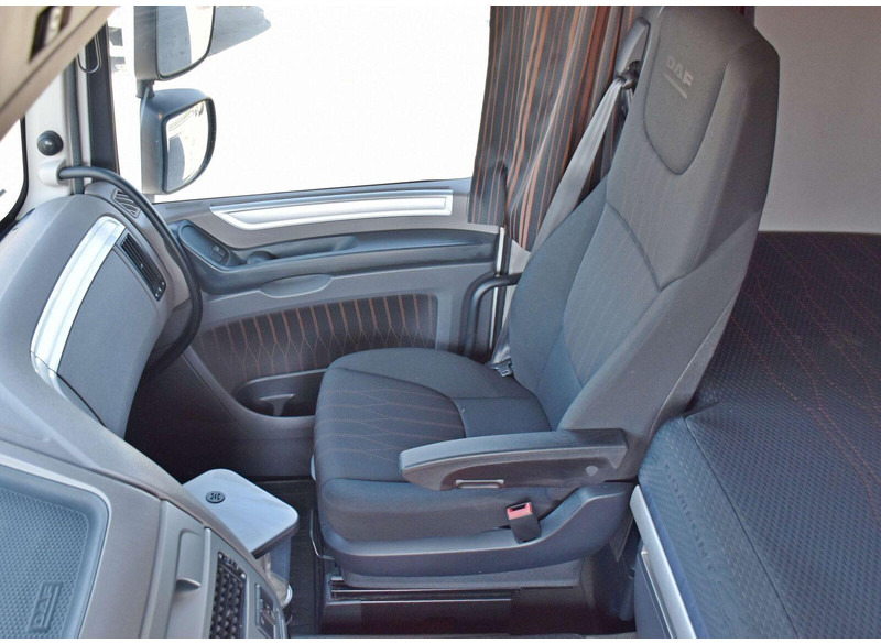 Locação financeira de DAF XF 530 Pritsche 6,30 m + PK 15500 * TOPZUSTAND DAF XF 530 Pritsche 6,30 m + PK 15500 * TOPZUSTAND: foto 10 Locação financeira de DAF XF 530 Pritsche 6,30 m + PK 15500 * TOPZUSTAND DAF XF 530 Pritsche 6,30 m + PK 15500 * TOPZUSTAND: foto 10