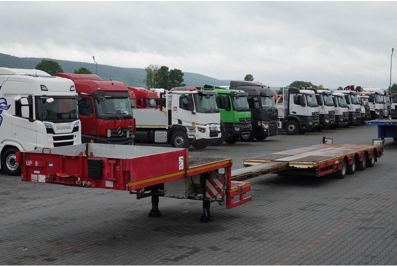 Faymonville NISKOPODWOZIE / STN-4AX / ROZCIĄGANA / 4 OSIE / OSIE SKRĘTNE / L - Semi-reboque baixa: foto 1 Faymonville NISKOPODWOZIE / STN-4AX / ROZCIĄGANA / 4 OSIE / OSIE SKRĘTNE / L - Semi-reboque baixa: foto 1