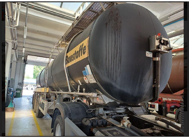 Feldbinder TSA 30.3-1 Kammers bitumen - Semi-reboque cisterna: foto 2 Feldbinder TSA 30.3-1 Kammers bitumen - Semi-reboque cisterna: foto 2