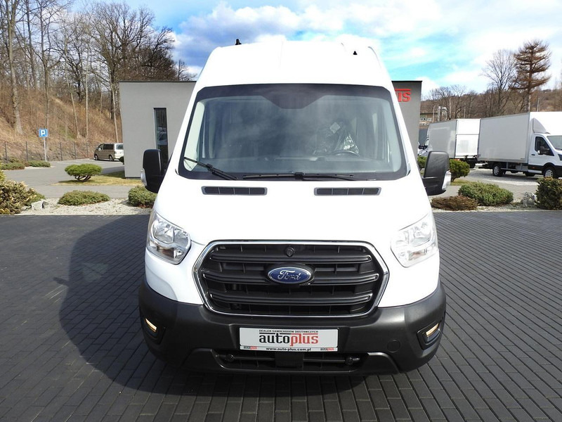Ford TRANSIT FURGON BRYGADÓWKA 6 MIEJSC TEMPOMAT LEDY KLIMATYZACJA - Minibus, Furgão de passageiros: foto 5 Ford TRANSIT FURGON BRYGADÓWKA 6 MIEJSC TEMPOMAT LEDY KLIMATYZACJA - Minibus, Furgão de passageiros: foto 5