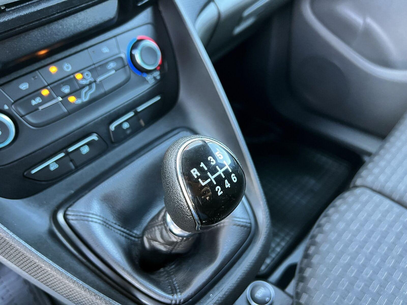 Furgão compacto Ford Transit Connect: foto 19 Furgão compacto Ford Transit Connect: foto 19