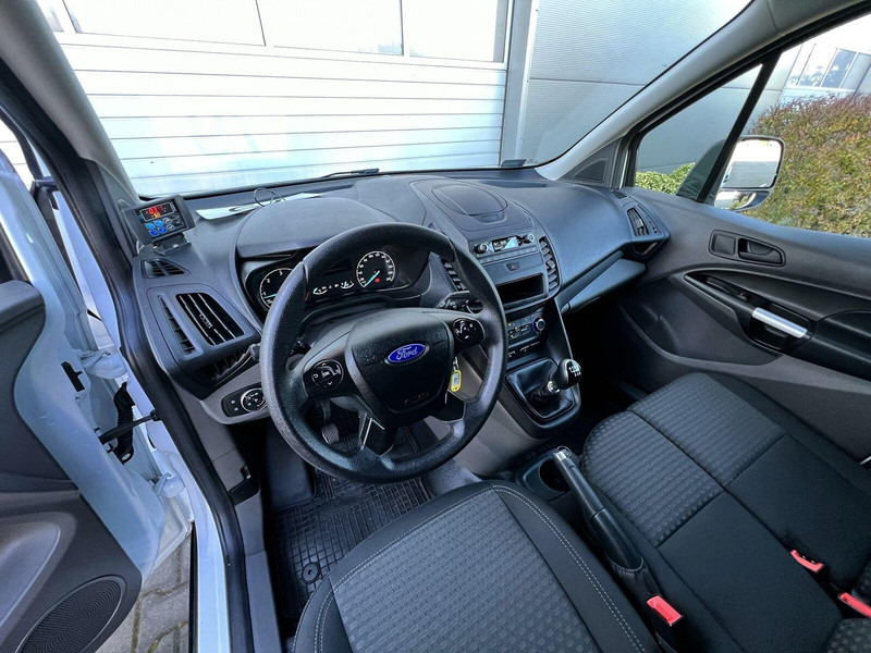 Furgão compacto Ford Transit Connect: foto 13 Furgão compacto Ford Transit Connect: foto 13