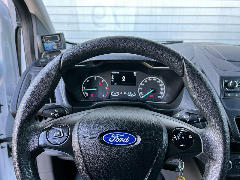 Furgão compacto Ford Transit Connect: foto 16 Furgão compacto Ford Transit Connect: foto 16