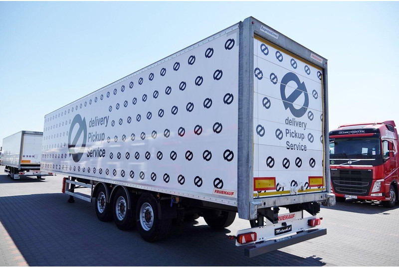 Fruehauf KONTENER / KOFFER / ROLETA / PODŁOGA BARDZO MOCNA : SZYNA-DESKA - Semi-reboque furgão: foto 5 Fruehauf KONTENER / KOFFER / ROLETA / PODŁOGA BARDZO MOCNA : SZYNA-DESKA - Semi-reboque furgão: foto 5