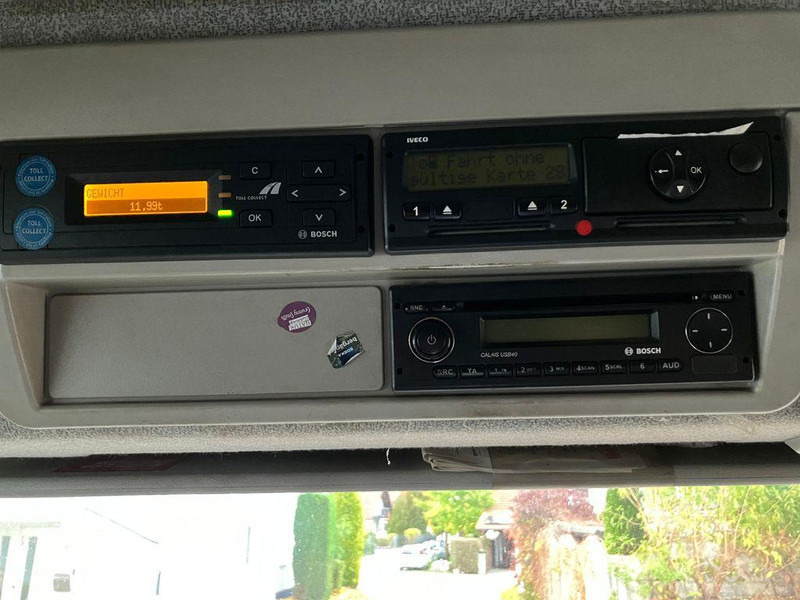 Camião de caixa aberta/ Plataforma, Camião grua Iveco 120E25 M122 KRAN RETARDER 2xAHK KLIMA: foto 11 Camião de caixa aberta/ Plataforma, Camião grua Iveco 120E25 M122 KRAN RETARDER 2xAHK KLIMA: foto 11