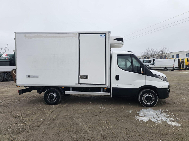 Iveco 35-130 S - Carrier Pulsor 350 frigo - Carrinha frigorífica: foto 4 Iveco 35-130 S - Carrier Pulsor 350 frigo - Carrinha frigorífica: foto 4
