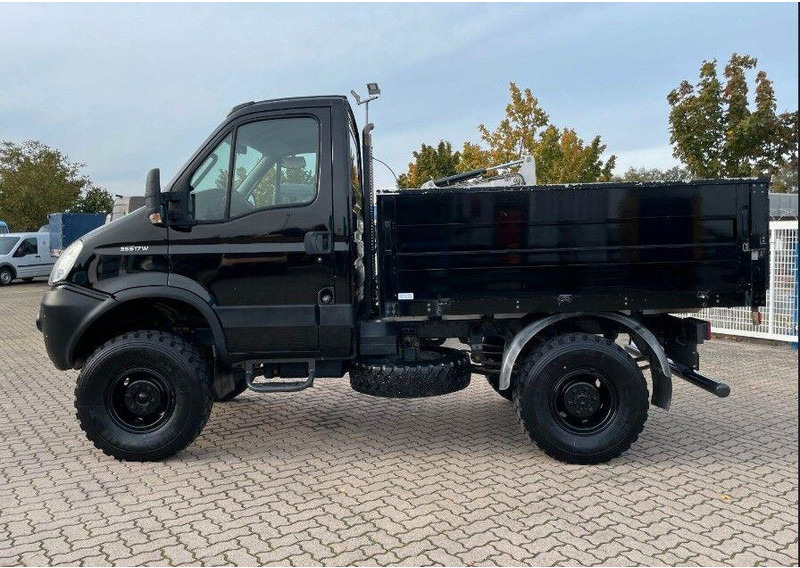 Iveco 35S17 W 4x4 Flatbed - Carrinha de caixa aberta: foto 3 Iveco 35S17 W 4x4 Flatbed - Carrinha de caixa aberta: foto 3