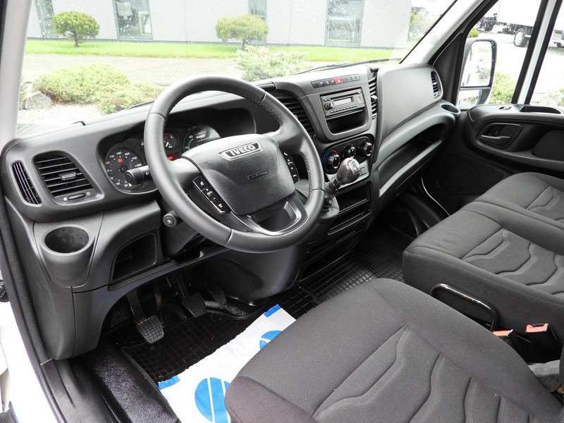 Iveco DAILY 35C13 WYWROTKA PODWÓJNA KABINA DOKA 7 MIEJSC TEMPOMAT BLIŹ - Carrinha basculante, Carrinha cabine dupla: foto 2 Iveco DAILY 35C13 WYWROTKA PODWÓJNA KABINA DOKA 7 MIEJSC TEMPOMAT BLIŹ - Carrinha basculante, Carrinha cabine dupla: foto 2