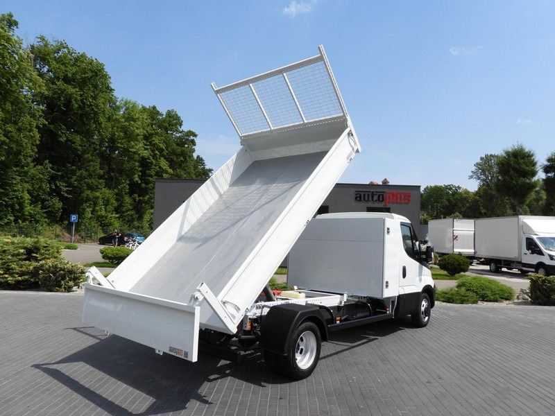 Iveco DAILY 35C15 - Carrinha basculante: foto 3 Iveco DAILY 35C15 - Carrinha basculante: foto 3