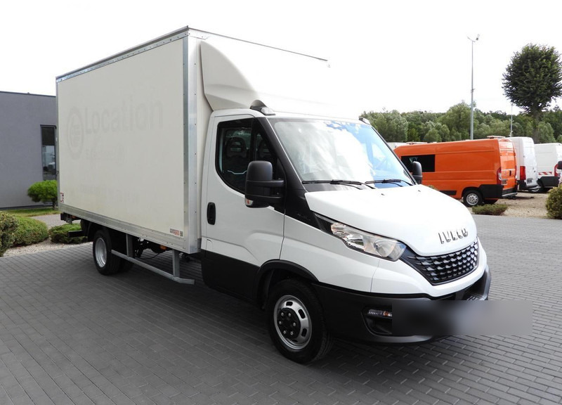 Iveco DAILY 35C16 KONTENER WINDA 8 PALET TEMPOMAT BLIŹNIACZE KOŁA KLIM - Carrinha de contentor: foto 4 Iveco DAILY 35C16 KONTENER WINDA 8 PALET TEMPOMAT BLIŹNIACZE KOŁA KLIM - Carrinha de contentor: foto 4