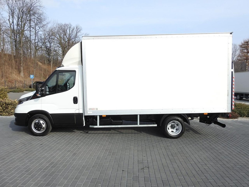 Carrinha de contentor Iveco DAILY 35C16 KONTENER WINDA 8 PALET TEMPOMAT BLIŹNIACZE KOŁA KLIM: foto 8 Carrinha de contentor Iveco DAILY 35C16 KONTENER WINDA 8 PALET TEMPOMAT BLIŹNIACZE KOŁA KLIM: foto 8