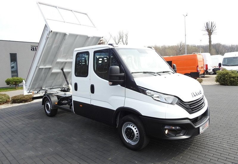 Iveco DAILY 35S14 WYWROTKA PODWÓJNA KABINA DOKA 7 MIEJSC TEMPOMAT KLIM - Carrinha basculante: foto 4 Iveco DAILY 35S14 WYWROTKA PODWÓJNA KABINA DOKA 7 MIEJSC TEMPOMAT KLIM - Carrinha basculante: foto 4