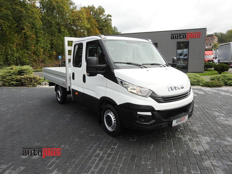 Iveco DAILY 35S15 SKRZYNIA PODWÓJNA KABINA DOKA 7 MIEJSC KLIMATYZACJA - Carrinha de caixa aberta: foto 1 Iveco DAILY 35S15 SKRZYNIA PODWÓJNA KABINA DOKA 7 MIEJSC KLIMATYZACJA - Carrinha de caixa aberta: foto 1
