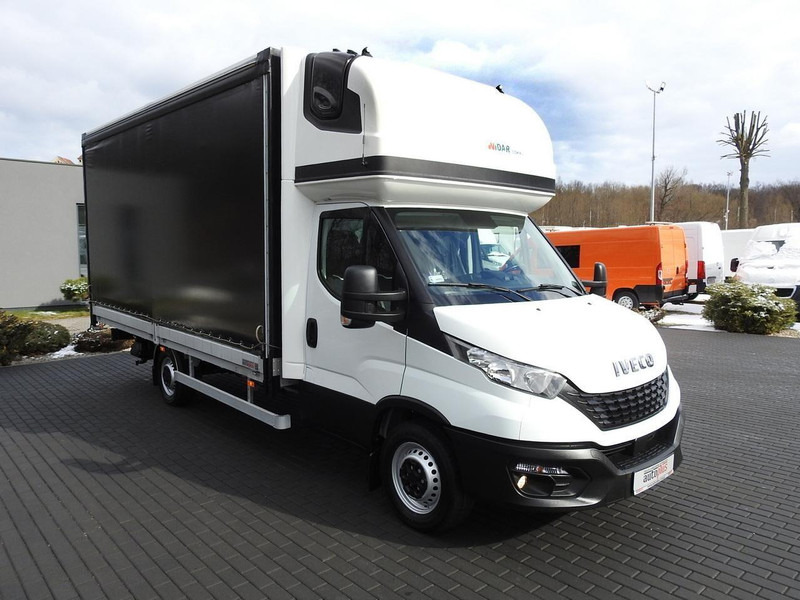 Iveco DAILY  35S18 PLANDEKA 10 PALET WEBASTO TEMPOMAT KLIMATYZACJA  18 - Carrinha de lona: foto 4 Iveco DAILY  35S18 PLANDEKA 10 PALET WEBASTO TEMPOMAT KLIMATYZACJA  18 - Carrinha de lona: foto 4