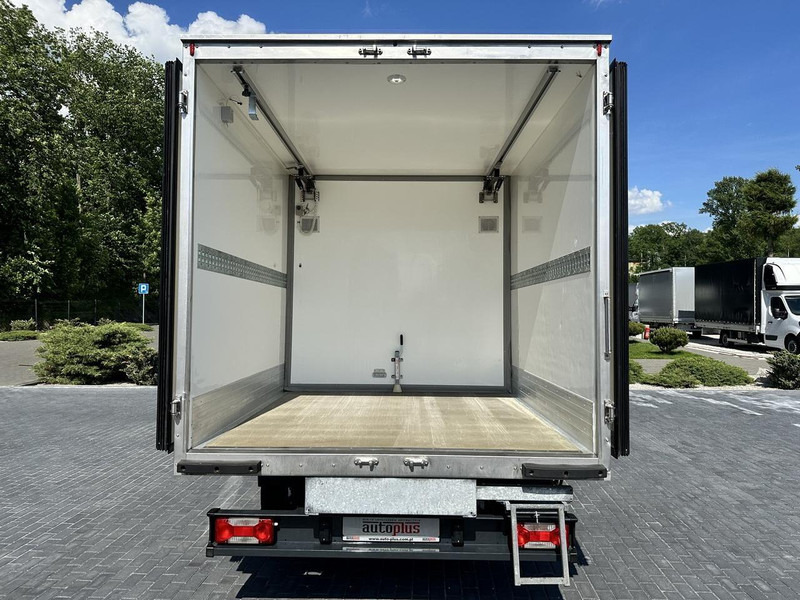 Locação financeira de Iveco DAILY 50C15 CHŁODNIA KONTENER -5*C ZASILANIE 230V KLIMATYZACJA B Iveco DAILY 50C15 CHŁODNIA KONTENER -5*C ZASILANIE 230V KLIMATYZACJA B: foto 12