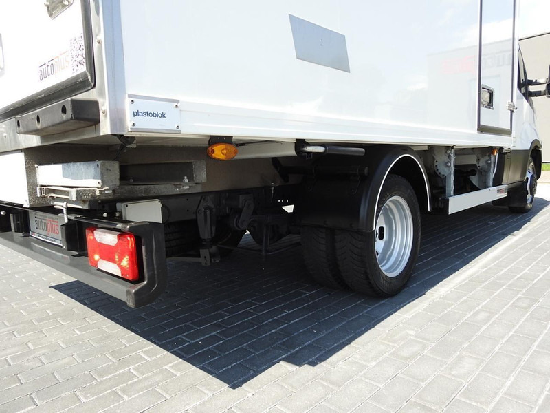 Locação financeira de Iveco DAILY 50C15 CHŁODNIA KONTENER -5*C ZASILANIE 230V KLIMATYZACJA B Iveco DAILY 50C15 CHŁODNIA KONTENER -5*C ZASILANIE 230V KLIMATYZACJA B: foto 18