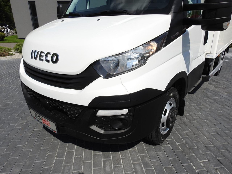 Locação financeira de Iveco DAILY 50C15 CHŁODNIA KONTENER -5*C ZASILANIE 230V KLIMATYZACJA B Iveco DAILY 50C15 CHŁODNIA KONTENER -5*C ZASILANIE 230V KLIMATYZACJA B: foto 19