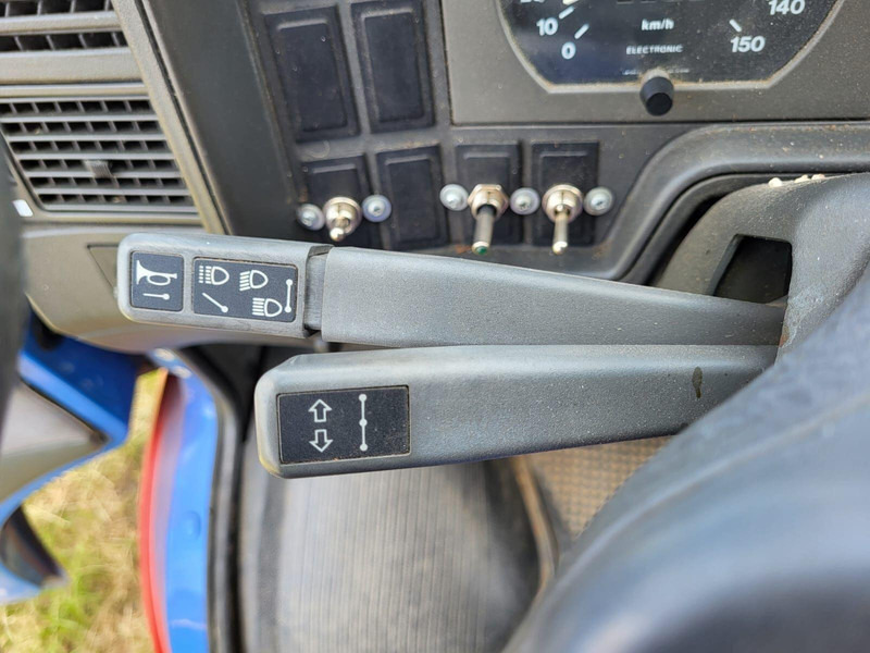 Iveco Daily 35 E 12 Mini BE Trekker - 3.5T - Camião tractor BE: foto 4 Iveco Daily 35 E 12 Mini BE Trekker - 3.5T - Camião tractor BE: foto 4