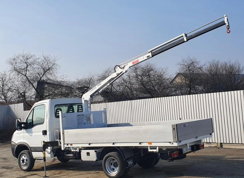 Iveco Daily 35C13 Bonfiglioli P 2300 - Pritsche 4,3 m - Carrinha de caixa aberta: foto 3 Iveco Daily 35C13 Bonfiglioli P 2300 - Pritsche 4,3 m - Carrinha de caixa aberta: foto 3