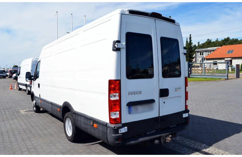 Iveco Daily 35C15 Furgon L4H3 Brygadówka 6-seater Doka Doubel Cabin - Minibus, Furgão de passageiros: foto 4 Iveco Daily 35C15 Furgon L4H3 Brygadówka 6-seater Doka Doubel Cabin - Minibus, Furgão de passageiros: foto 4