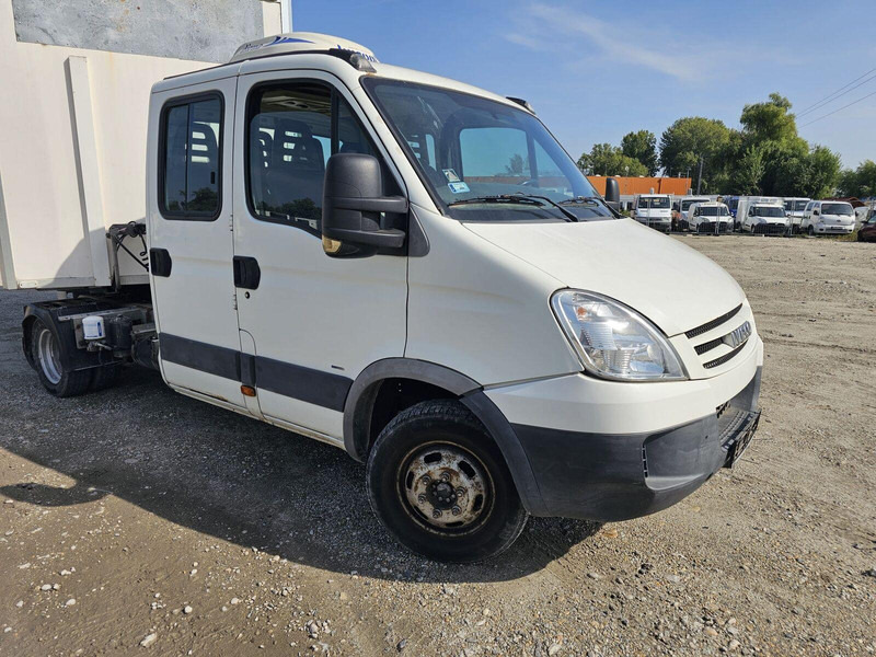 Iveco Daily 40 C 15 double cabine - BE Mini Trekker - SZM - 3.5t - Camião tractor BE, Carrinha cabine dupla: foto 1 Iveco Daily 40 C 15 double cabine - BE Mini Trekker - SZM - 3.5t - Camião tractor BE, Carrinha cabine dupla: foto 1