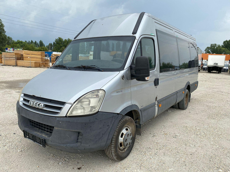 Iveco Daily 50 C 18 - 20 personal minibus - Minibus, Furgão de passageiros: foto 1 Iveco Daily 50 C 18 - 20 personal minibus - Minibus, Furgão de passageiros: foto 1