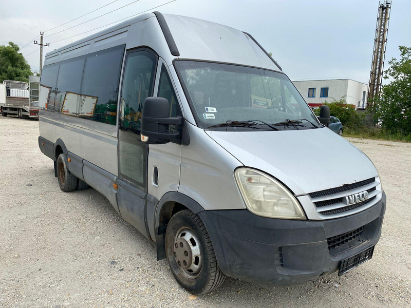 Iveco Daily 50 C 18 - 20 personal minibus - Minibus, Furgão de passageiros: foto 2 Iveco Daily 50 C 18 - 20 personal minibus - Minibus, Furgão de passageiros: foto 2