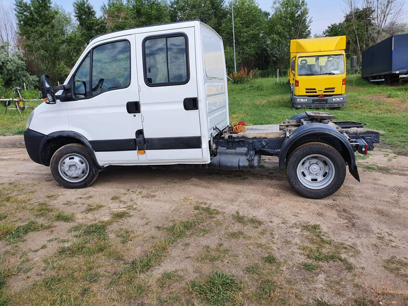 Iveco Daily 50C17 DOKA BE Mini Trekker - SZM - 3.5t - Camião tractor BE, Carrinha cabine dupla: foto 2 Iveco Daily 50C17 DOKA BE Mini Trekker - SZM - 3.5t - Camião tractor BE, Carrinha cabine dupla: foto 2