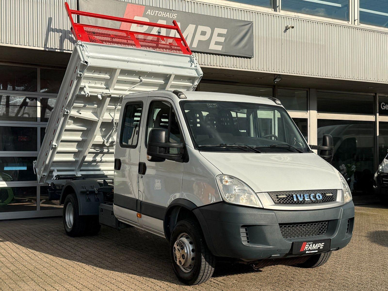 Iveco Daily 70C17 Doka Three sided M Tipper + Crane - Camião basculante, Camião grua: foto 4 Iveco Daily 70C17 Doka Three sided M Tipper + Crane - Camião basculante, Camião grua: foto 4