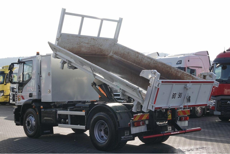 Iveco EUROCARGO 16. 280 / WYWROTKA / HYDROBURTA / BORDMATIC / EURO 6 / - Camião basculante: foto 2 Iveco EUROCARGO 16. 280 / WYWROTKA / HYDROBURTA / BORDMATIC / EURO 6 / - Camião basculante: foto 2