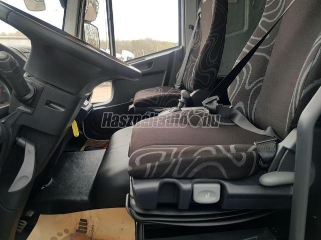 Iveco Eurocargo 180E28 - Camião transporte de gado: foto 4 Iveco Eurocargo 180E28 - Camião transporte de gado: foto 4