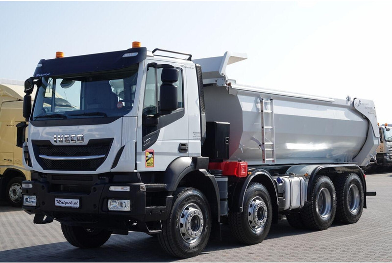 Iveco STRALIS X-WAY 480 / 8x4 / WYWROTKA TYLNOZSYP + HYDROKLAPA / OPON - Camião basculante: foto 5 Iveco STRALIS X-WAY 480 / 8x4 / WYWROTKA TYLNOZSYP + HYDROKLAPA / OPON - Camião basculante: foto 5
