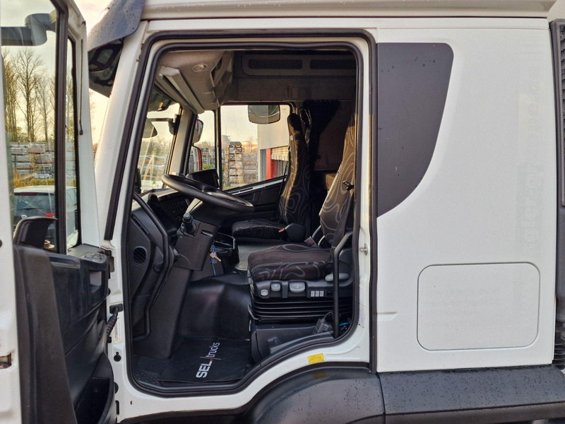 Iveco Stralis 330 Ladebordwand / Navi - Camião furgão: foto 5 Iveco Stralis 330 Ladebordwand / Navi - Camião furgão: foto 5