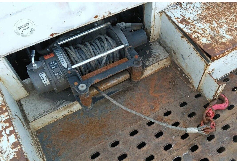 Locação financeira de Iveco TGA 33.480 - Machine transporter Iveco TGA 33.480 - Machine transporter: foto 17