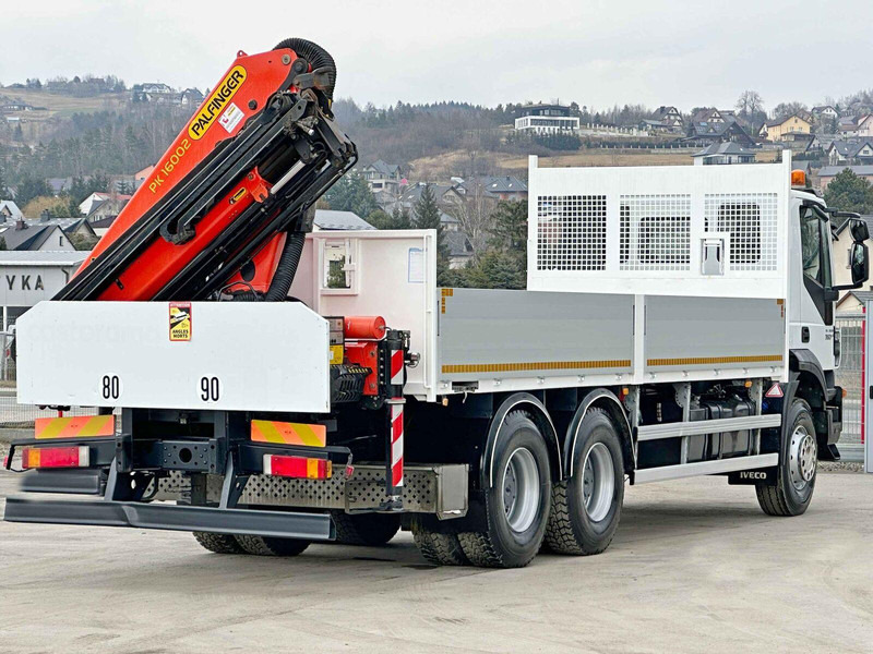 Iveco TRAKKER 360 * PRITSCHE 6,80* PK 16002 B+FUNK*6x4 - Camião de caixa aberta/ Plataforma, Camião grua: foto 5 Iveco TRAKKER 360 * PRITSCHE 6,80* PK 16002 B+FUNK*6x4 - Camião de caixa aberta/ Plataforma, Camião grua: foto 5