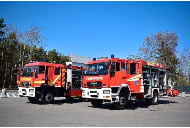 MAN 4x4 Firetruck Feuerwehr DOKA Expedition Camper - Carro de bombeiro: foto 3 MAN 4x4 Firetruck Feuerwehr DOKA Expedition Camper - Carro de bombeiro: foto 3