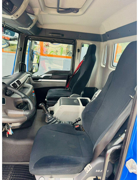 Camião basculante, Camião grua MAN: foto 15