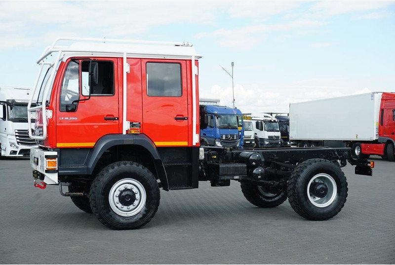 MAN LE 220 / 4 X 4 / DOKA / DO ZABUDOWY / KAMPER - Camião chassi: foto 3 MAN LE 220 / 4 X 4 / DOKA / DO ZABUDOWY / KAMPER - Camião chassi: foto 3