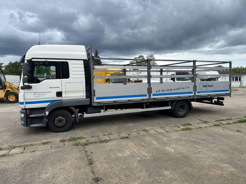 MAN TGL 12 250 euró5 - Camião de caixa aberta/ Plataforma, Camião grua: foto 5 MAN TGL 12 250 euró5 - Camião de caixa aberta/ Plataforma, Camião grua: foto 5