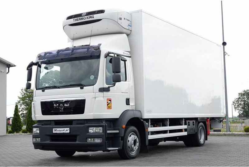MAN TGM 12.290 / 4x2 / CHŁODNIA 6,5 M / AGREGAT THERMO KING T-600 R - Camião frigorífico: foto 1 MAN TGM 12.290 / 4x2 / CHŁODNIA 6,5 M / AGREGAT THERMO KING T-600 R - Camião frigorífico: foto 1