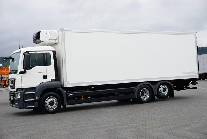 MAN TGS / 26.360 / EURO 6 / CHŁODNIA + WINDA / 20 PALET - Camião frigorífico: foto 3 MAN TGS / 26.360 / EURO 6 / CHŁODNIA + WINDA / 20 PALET - Camião frigorífico: foto 3