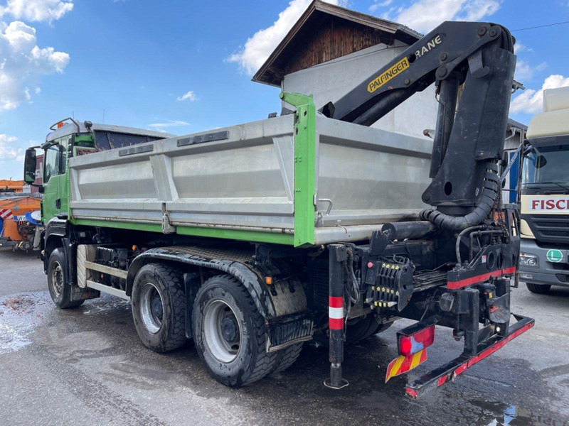 MAN TGS 26.400 6x4 Tipper + Crane PK 15002 - Camião basculante, Camião grua: foto 4 MAN TGS 26.400 6x4 Tipper + Crane PK 15002 - Camião basculante, Camião grua: foto 4